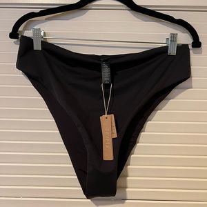 SKIMS Mid Waist Bikini Bottom NWT Size XL